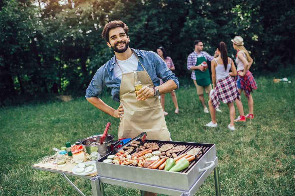 come-pulire-il-barbecue-strumenti